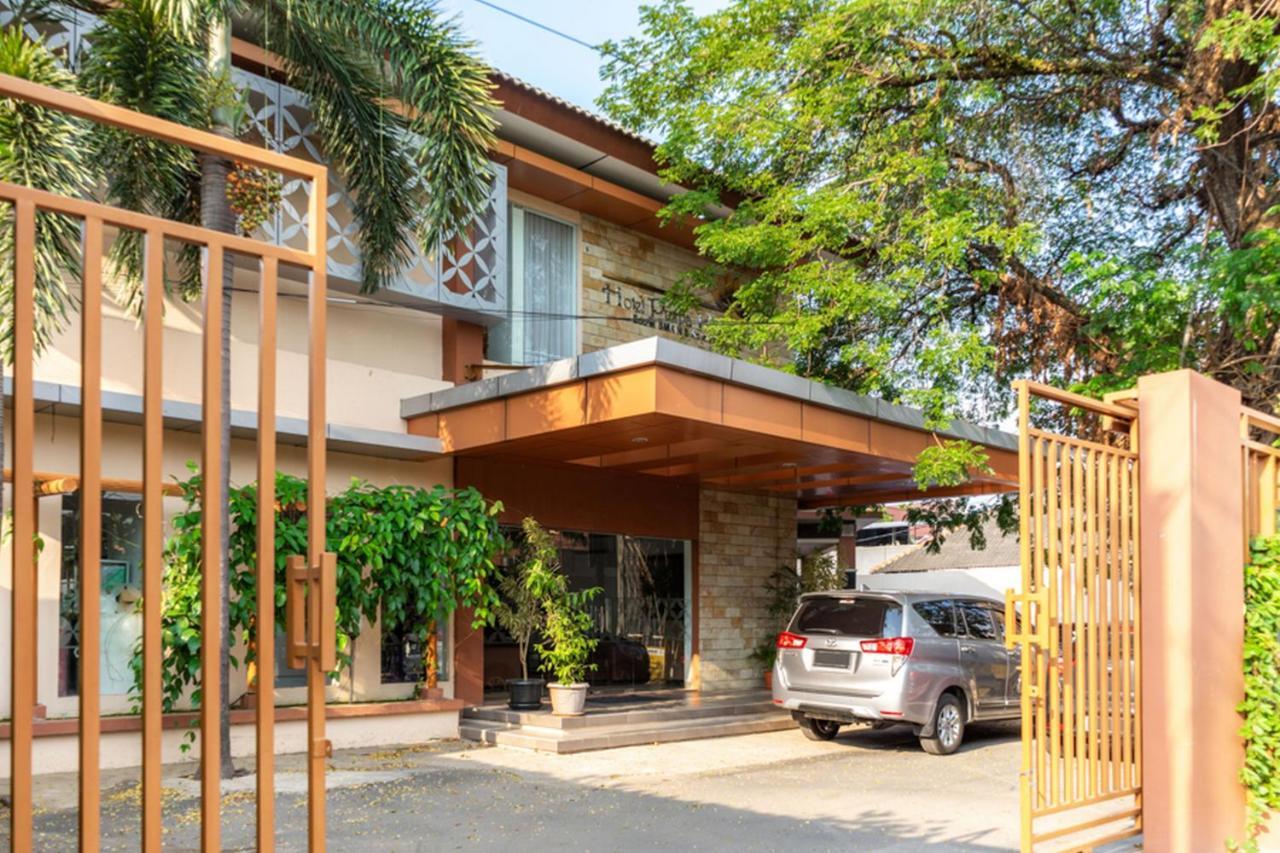 Reddoorz Plus Syariah Near Java Supermall Semarang 2 Экстерьер фото