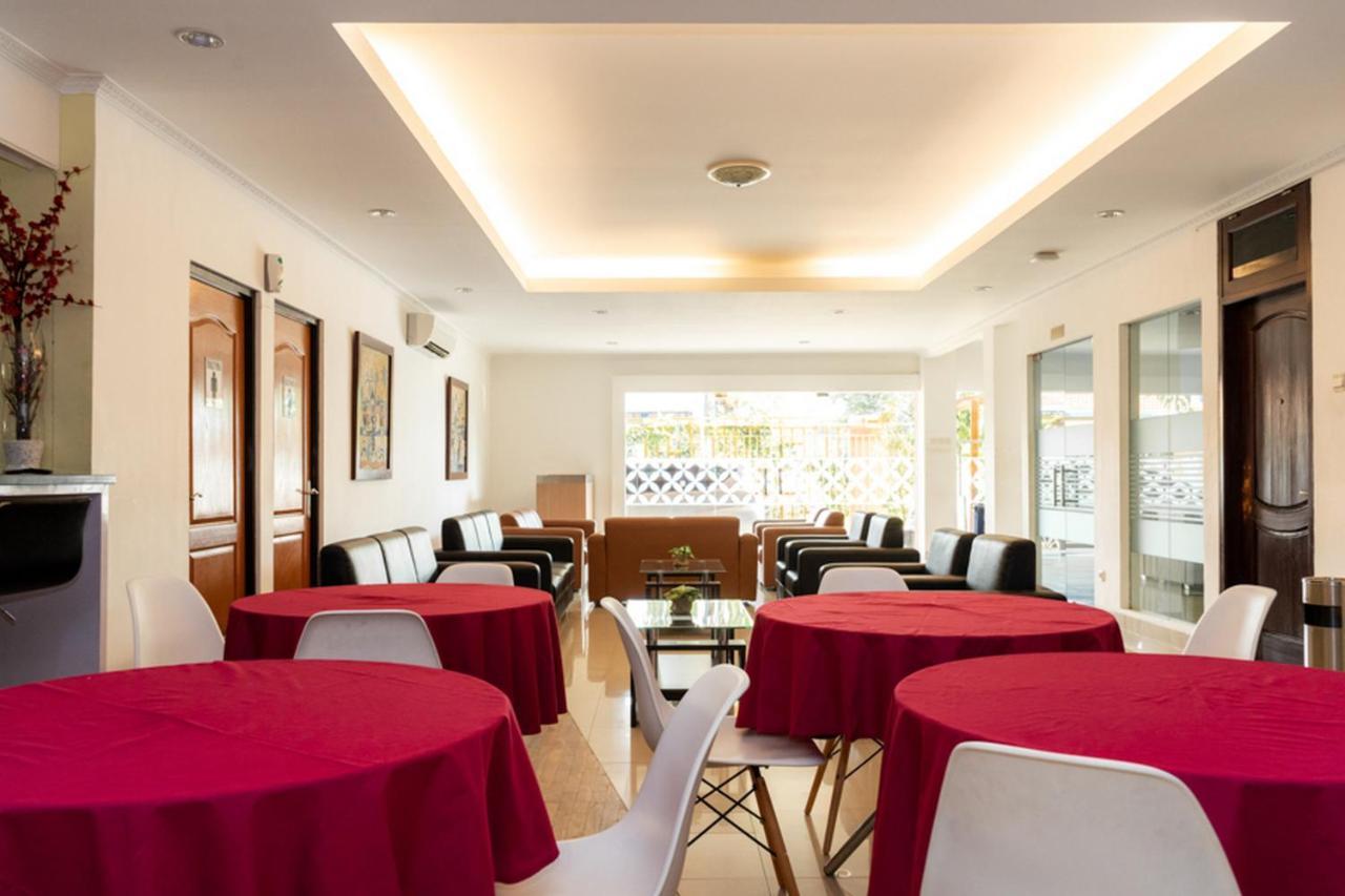 Reddoorz Plus Syariah Near Java Supermall Semarang 2 Экстерьер фото