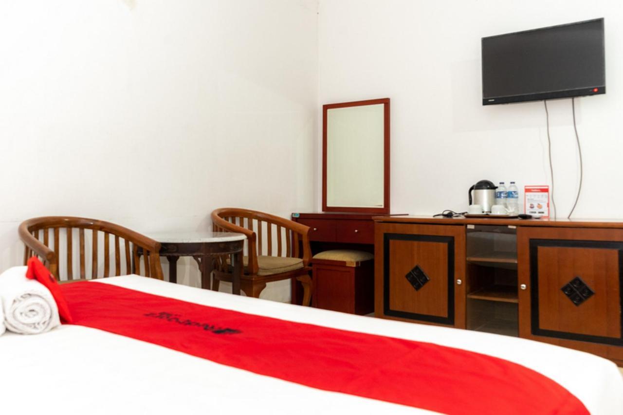 Reddoorz Plus Syariah Near Java Supermall Semarang 2 Экстерьер фото