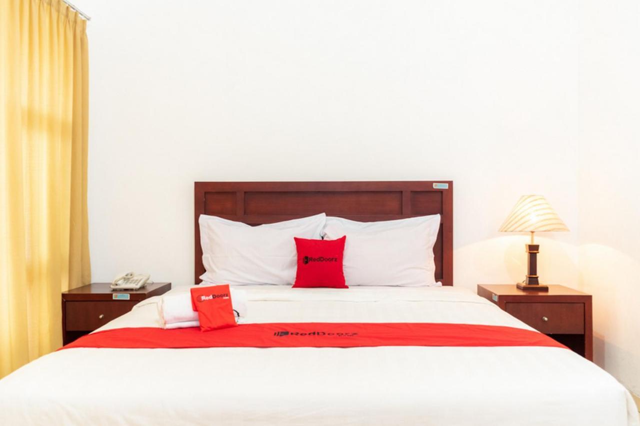 Reddoorz Plus Syariah Near Java Supermall Semarang 2 Экстерьер фото