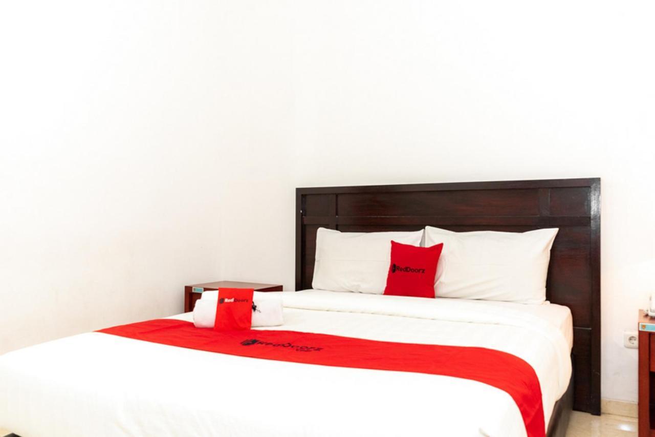 Reddoorz Plus Syariah Near Java Supermall Semarang 2 Экстерьер фото