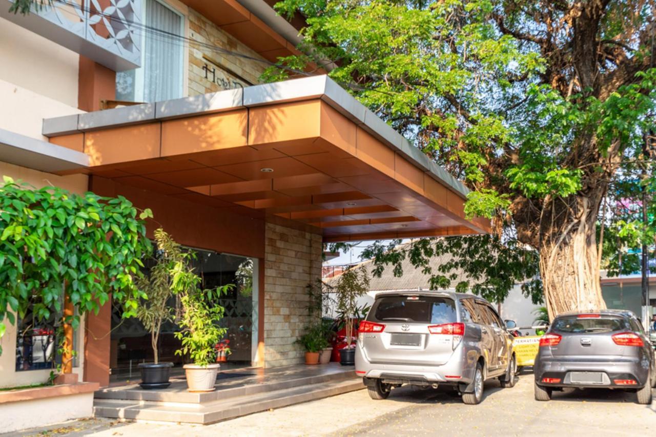 Reddoorz Plus Syariah Near Java Supermall Semarang 2 Экстерьер фото