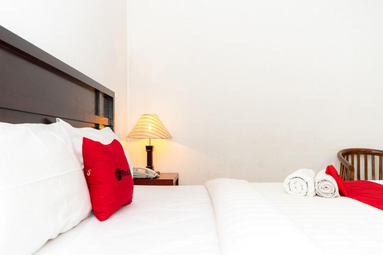Reddoorz Plus Syariah Near Java Supermall Semarang 2 Экстерьер фото