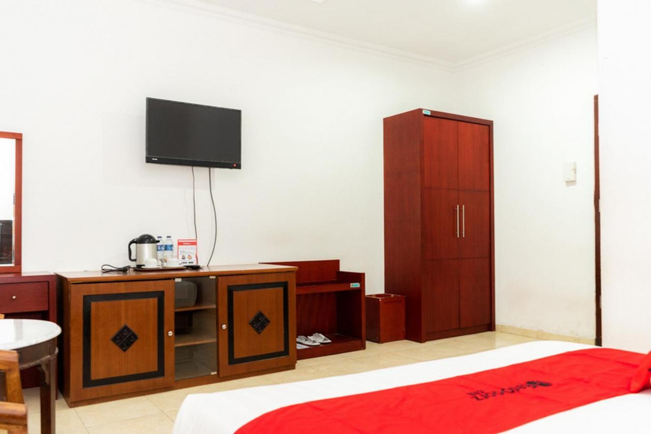 Reddoorz Plus Syariah Near Java Supermall Semarang 2 Экстерьер фото